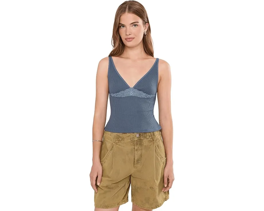 Топ Made You Blush Lounge Tan от Free People с V-образным вырезом