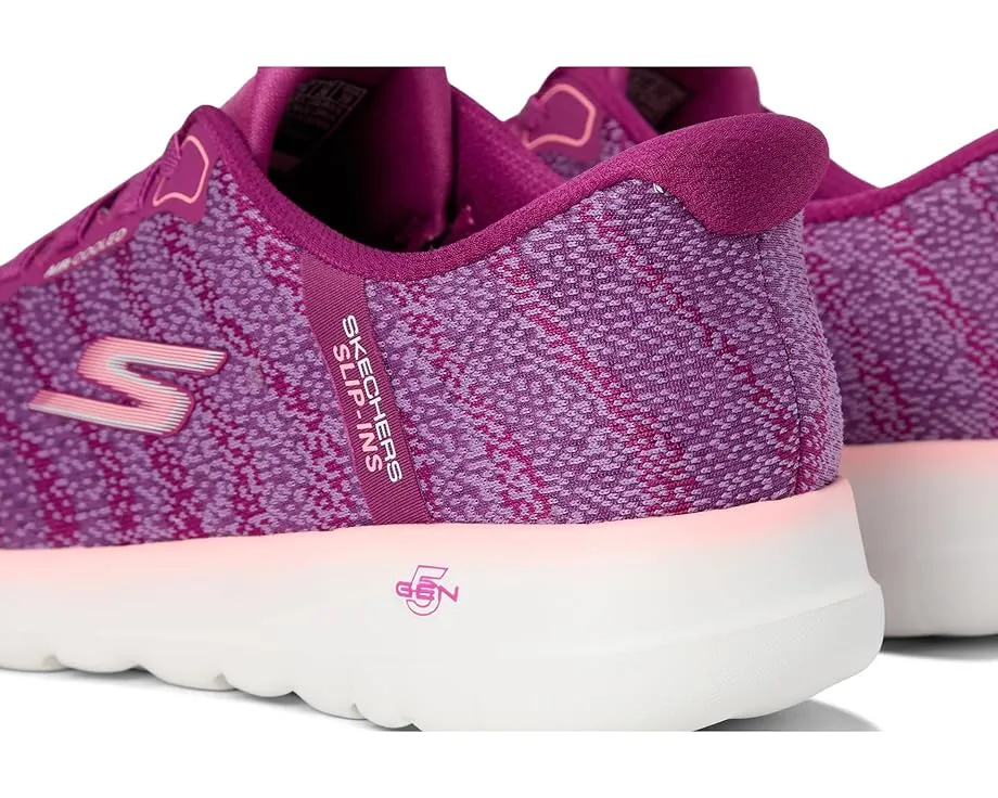 Легкие кроссовки SKECHERS Performance Go Walk Joy Juneau без шнуровки