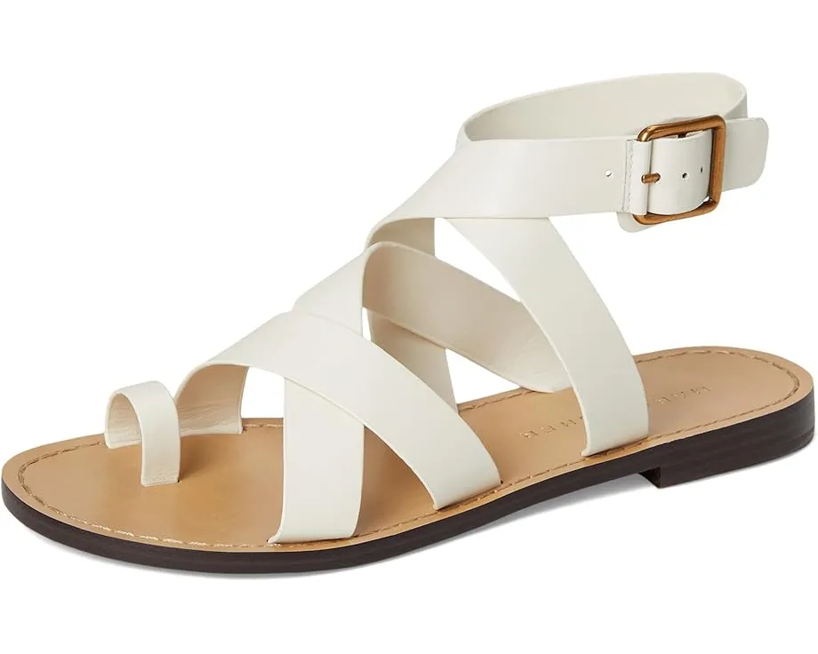 Сандалии Marc Fisher LTD Lollie с кольцом на пальце и регулируемой лямкой