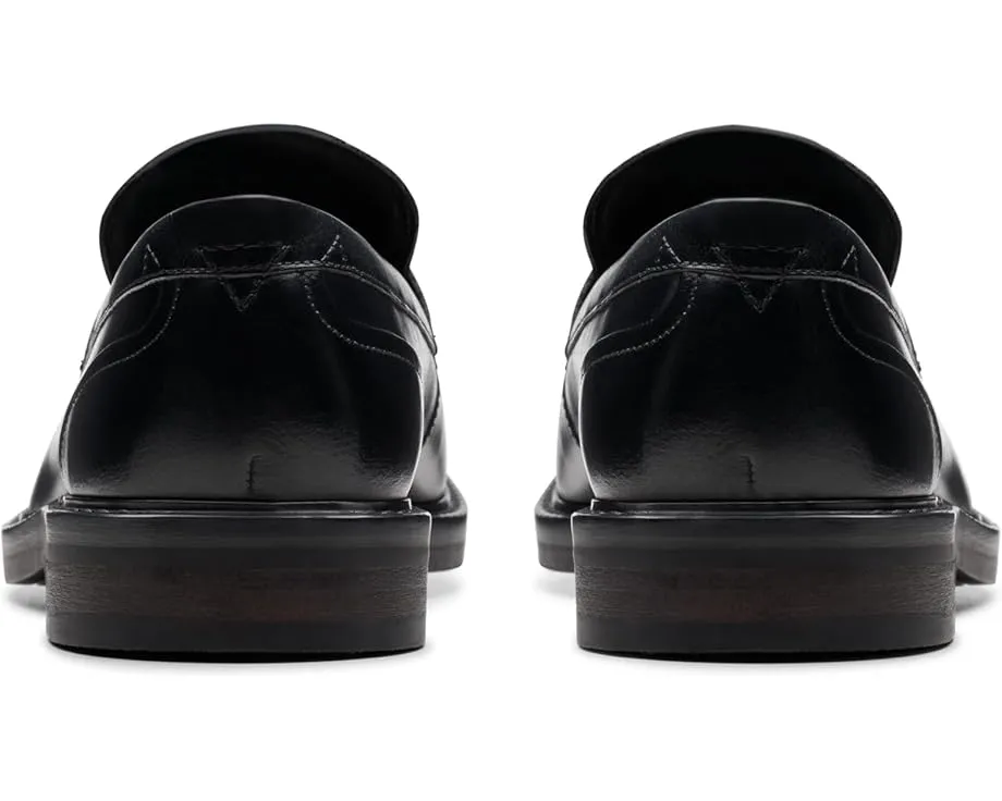 Clarks Aldwin Step с верхом из премиальной кожи и резиновой подошвой