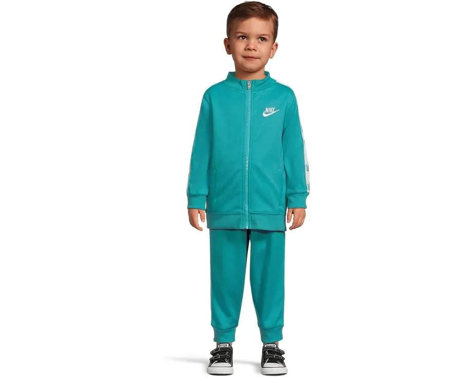 Детский спортивный костюм Nike с технологией Dri-FIT