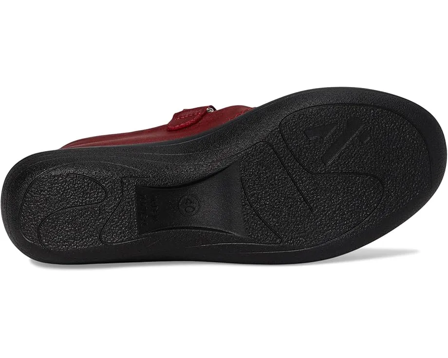 Балетки Triglav с ремешком на липучке и поддержкой свода Arcopedico