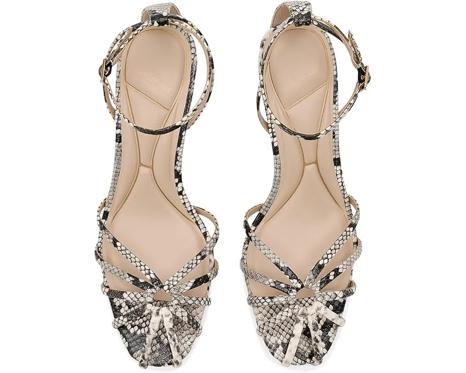 Босоножки Genevieve от Kenneth Cole New York с ремешками и низким каблуком