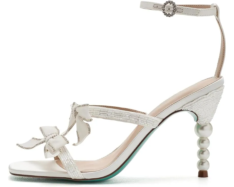 Туфли Sammy от Blue by Betsey Johnson с жемчужными деталями на каблуке