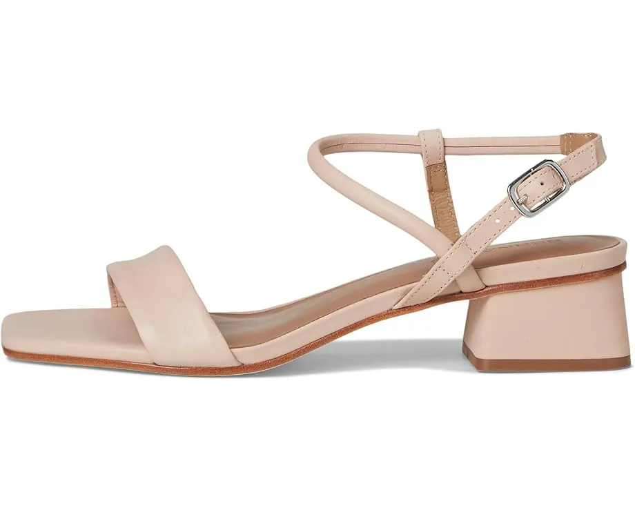 Босоножки Bernardo Josei на устойчивом каблуке с асимметричным верхом и квадратным носком