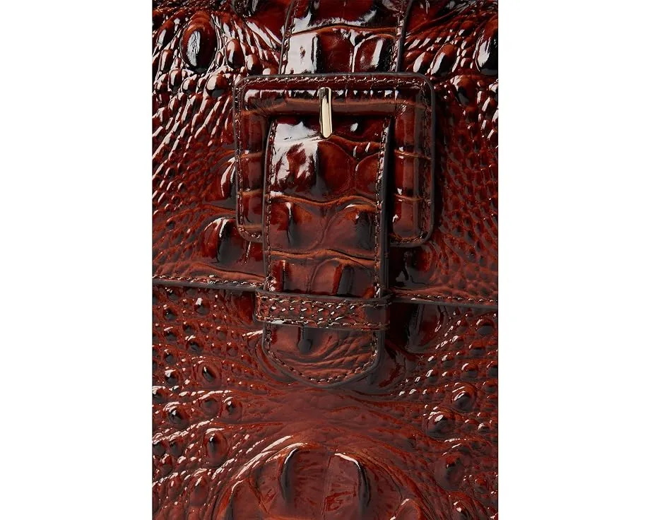 Сумка кроссбоди Brahmin Melbourne Small Hallie из кожи с откидным клапаном
