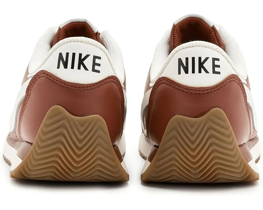 Кроссовки Nike Pacific Leather с ретро-дизайном и пеной