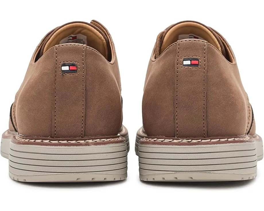 Туфли Hinede от Tommy Hilfiger с деталями wingtip и память формы