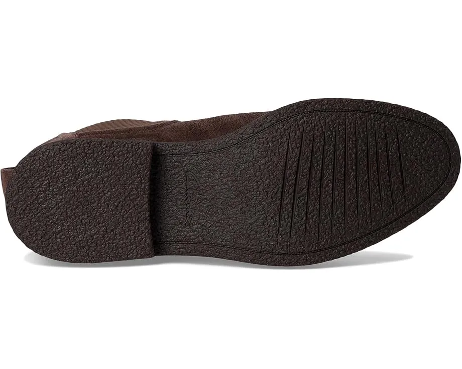 Ботинки Clarks Nella Top из кожи и замши с контурной стелькой