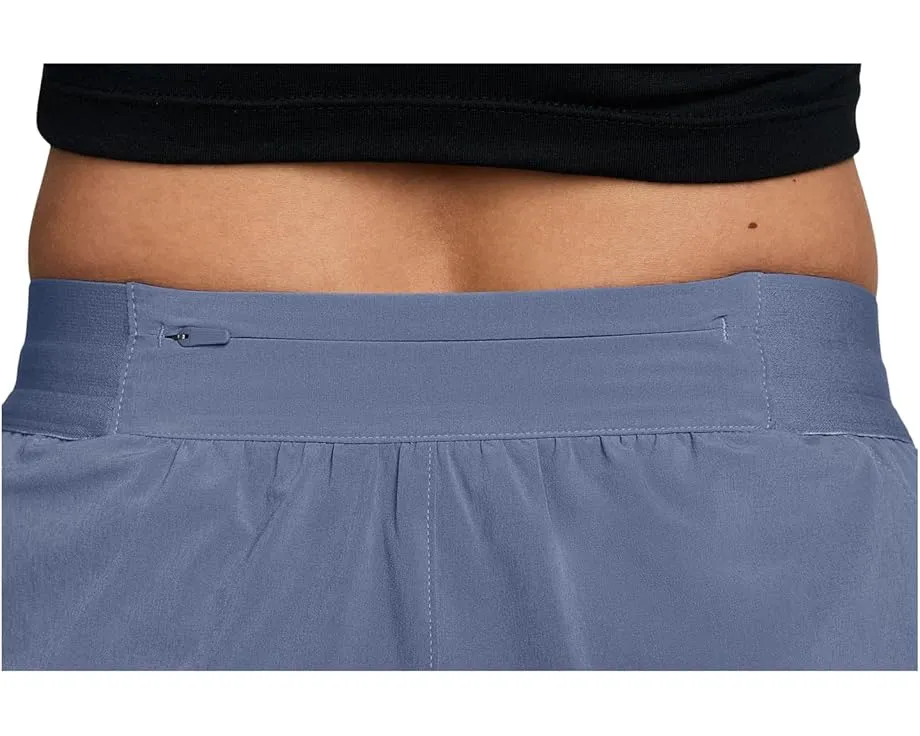 Беговые шорты Nike Swift Dri-FIT с заниженной талией и вшитыми шортами длиной 2.5 дюйма (6.35 см)