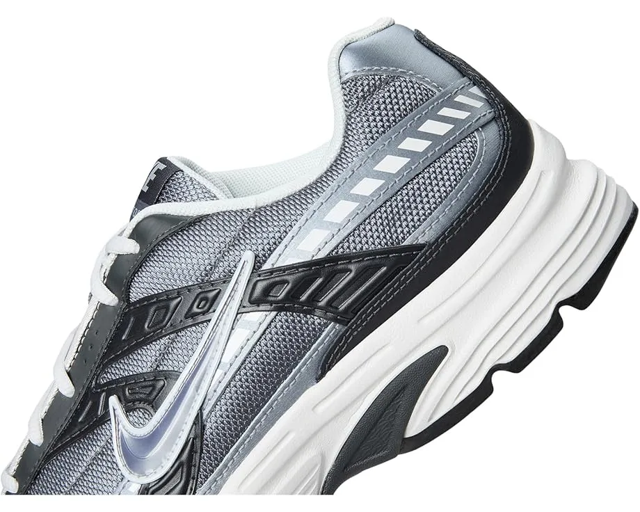 Кроссовки Nike Initiator с дышащим верхом и мягкой пеной