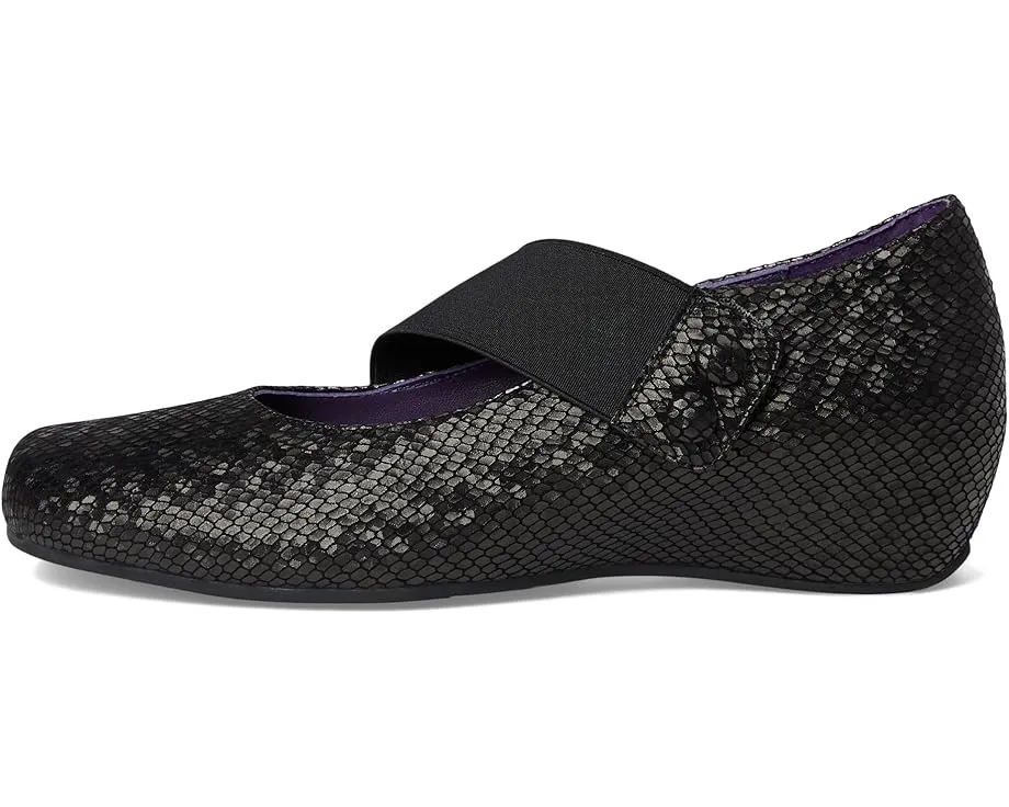 Туфли Vaneli Mary с квадратным носком и небольшим каблуком