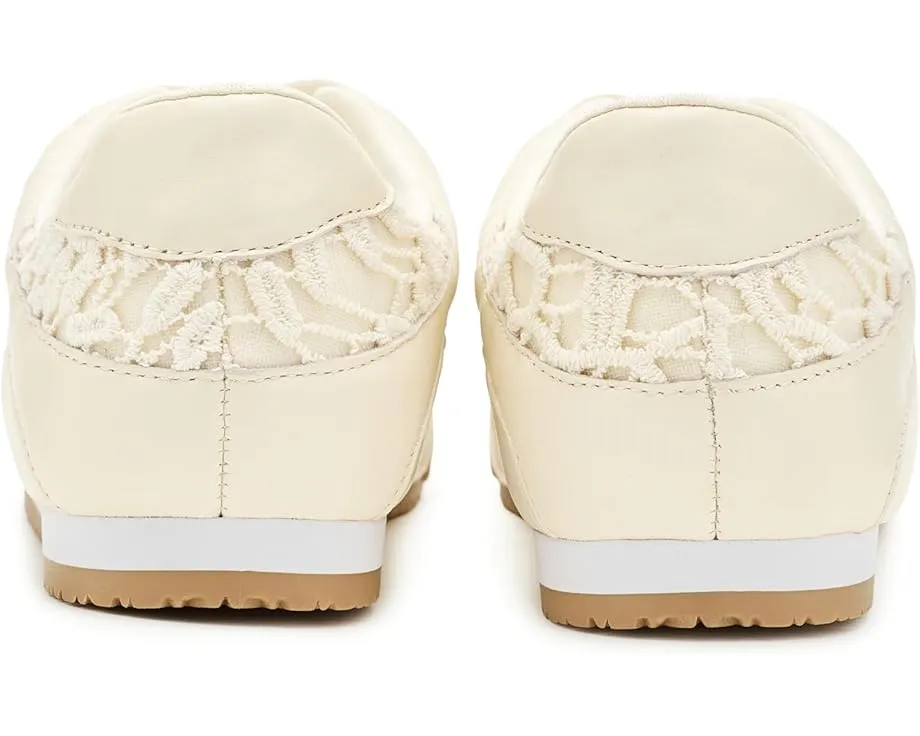 Кроссовки Badgley Mischka Wylie с кожаными вставками и круглым носком