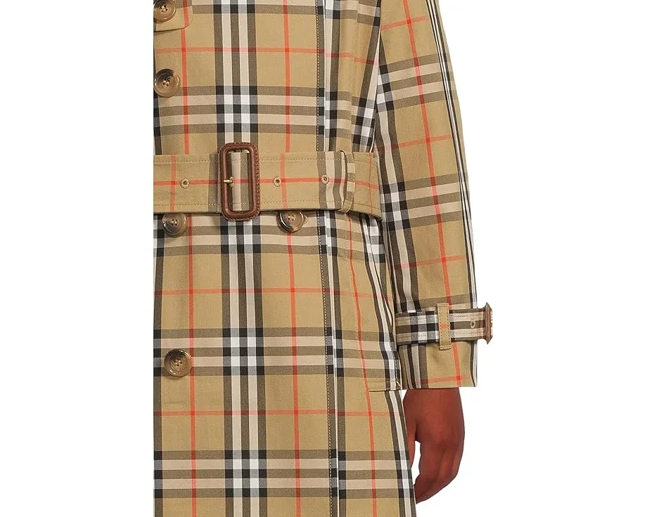 Детский тренч Mary от Burberry Kids с фирменной клеткой и поясом