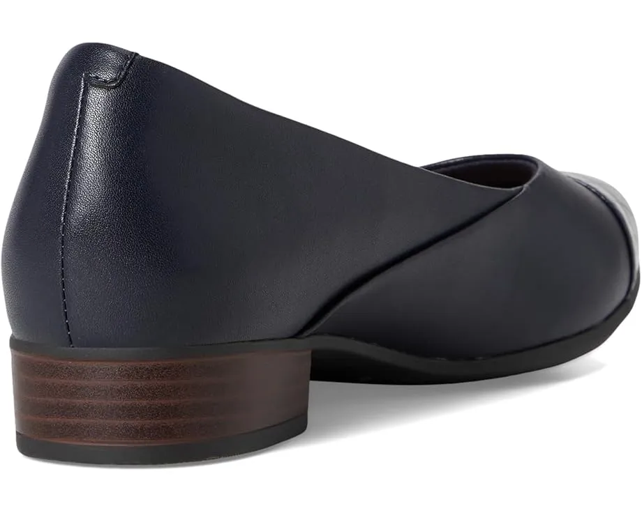 Слипоны Clarks Juliet Rise с декоративным мыском и устойчивым каблуком