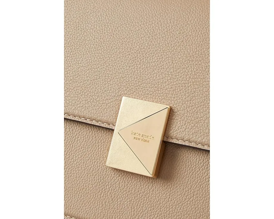 Плечевая сумка Kate Spade New York Deco с цепным ремнем из тисненой кожи