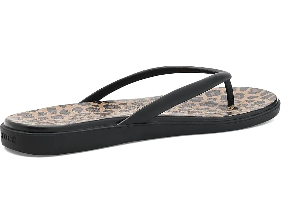 Crocs шлепанцы Miami на танкетке с минималистичными ремешками
