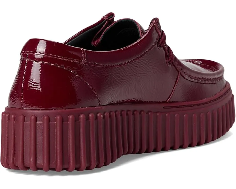 Туфли Clarks Torhill Bee из замши с кожаной стелькой