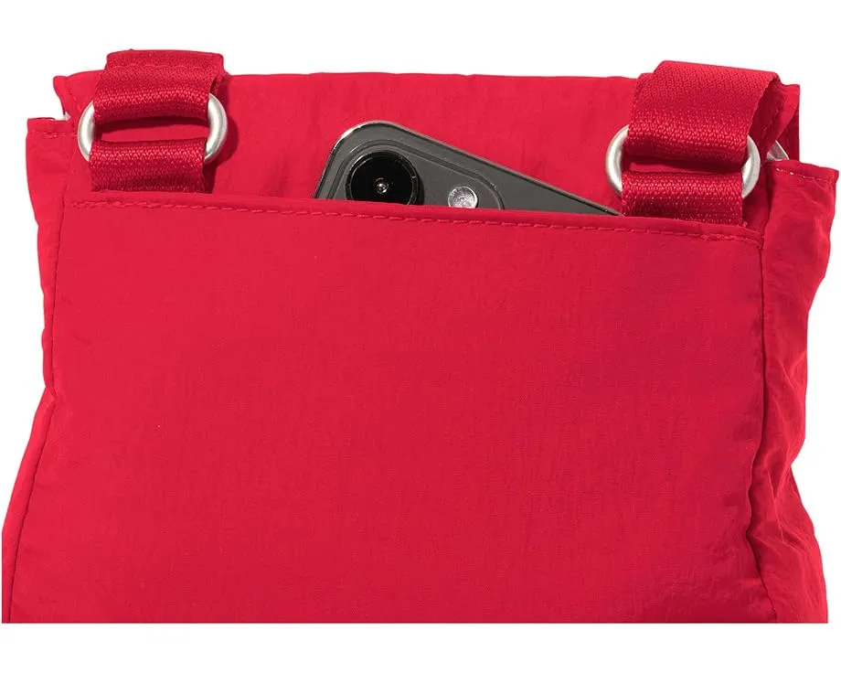 Мини кроссбоди Baggallini Swift Flap с RFID защитой и магнитной застежкой