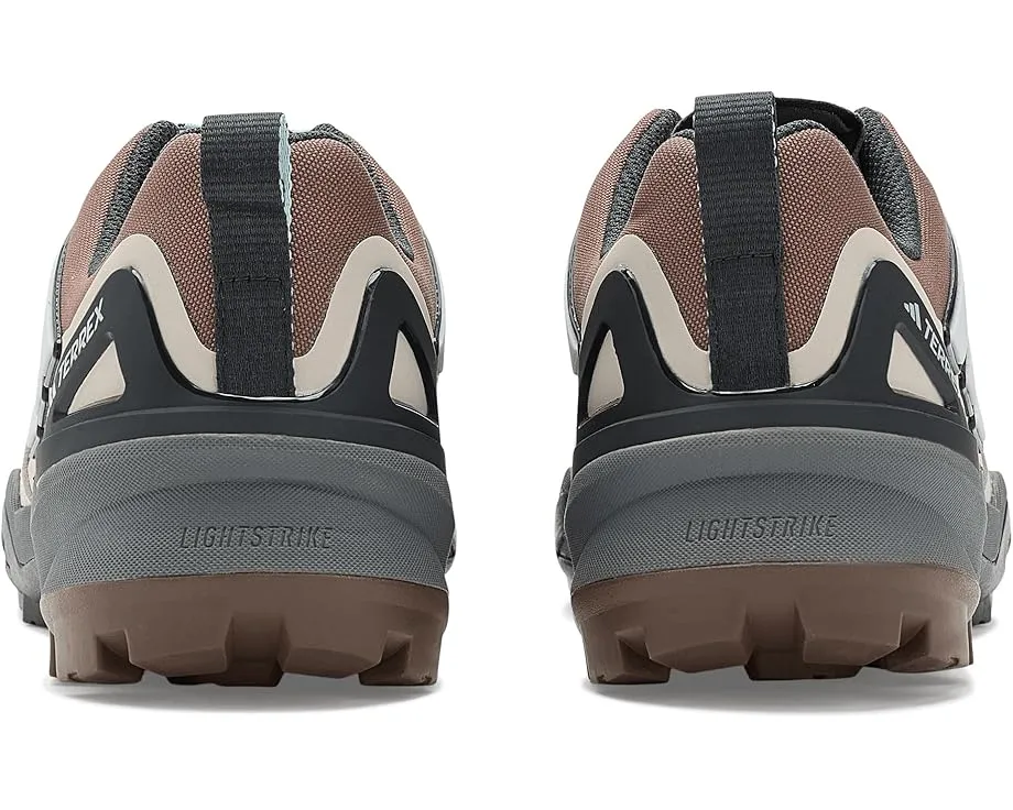 Треккинговые кроссовки adidas Terrex Skychaser с мембраной GORE-TEX для скоростного хайкинга