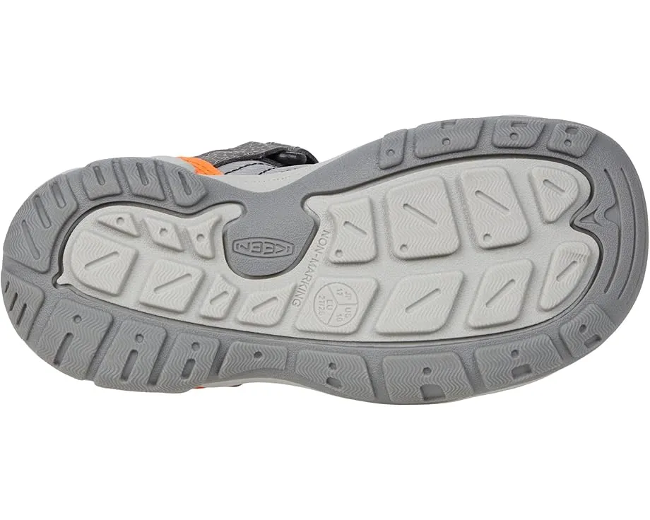 Детские треккинговые ботинки KEEN Knotch Peak с эргономичным носком