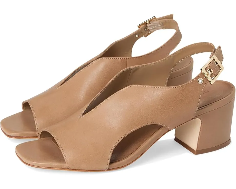 Босоножки Bernardo Bedford на каблуке с открытым квадратным носком и ремешком