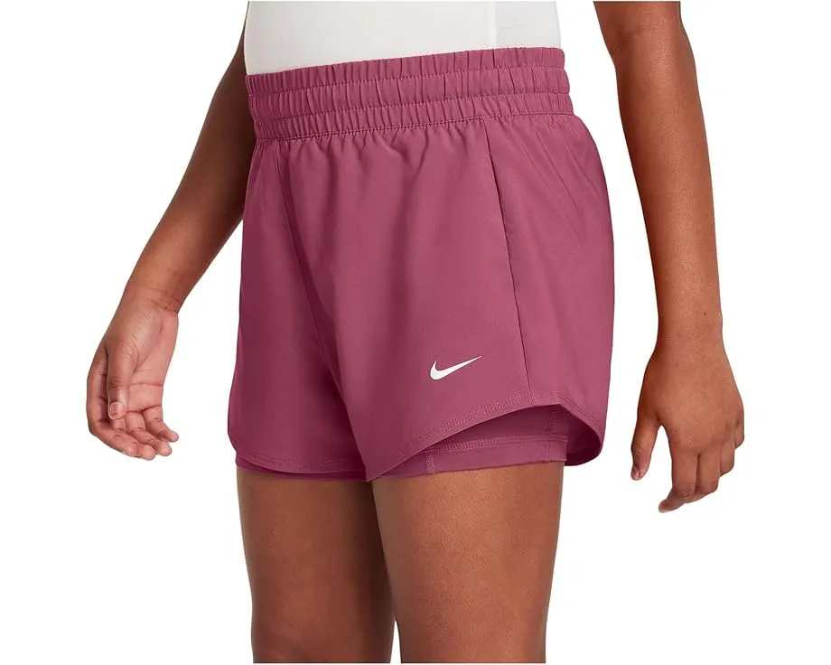 Детские шорты Nike Dri-FIT One 2-in-1 с внутренним слоем 3 дюйма (7.62 см)