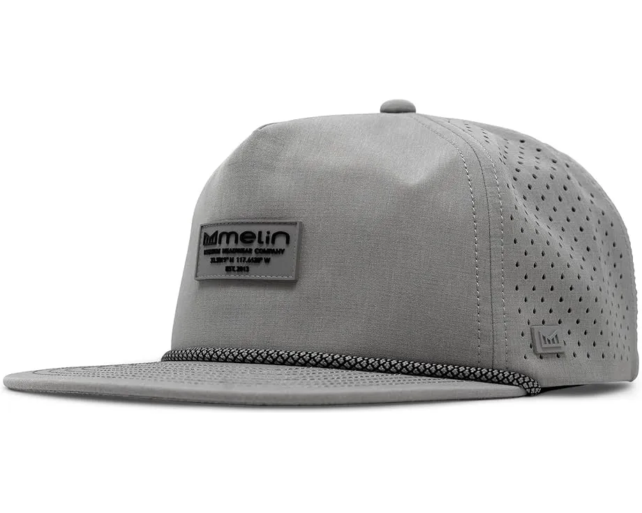 Бейсболка melin Hydro Coronado Brick с гидрофобной технологией и перфорацией