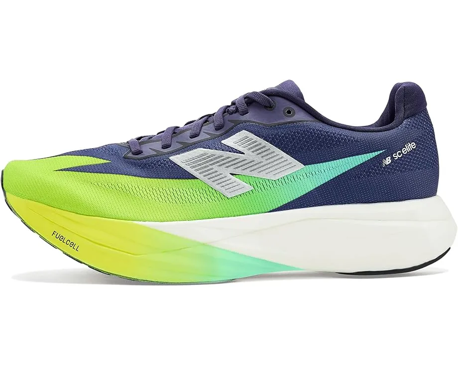 Соревновательные кроссовки New Balance FuelCell SuperComp Elite v5 с карбоновой пластиной