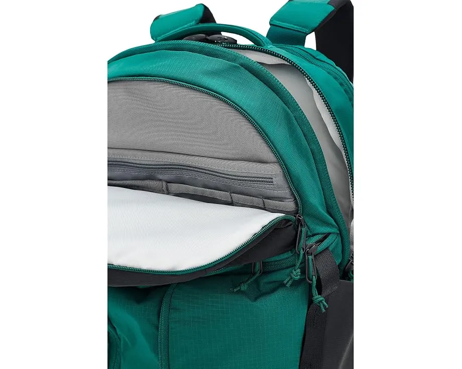 Рюкзак The North Face Surge с системой вентиляции FlexVent и защитным отделением для ноутбука