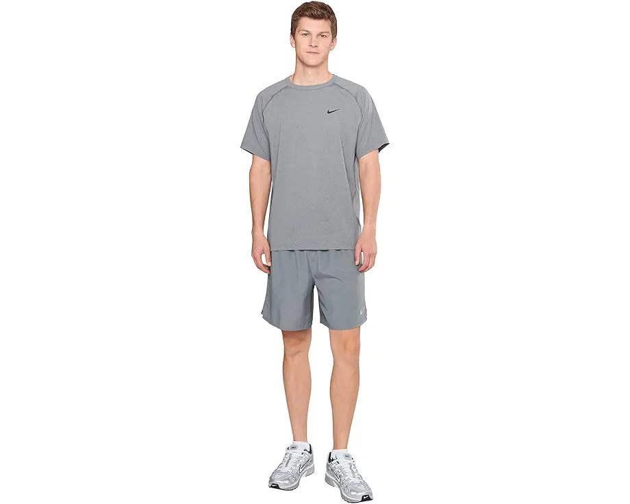 Шорты Nike Dri FIT Challenger 7 дюймов (17.78 см) с внутренними шортами