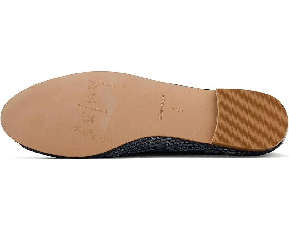 Балетки Renee из сетки с V-образным вырезом от French Sole