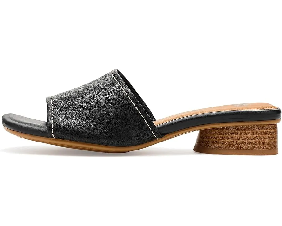 Сандалии-слипоны Sahara от Sofft с квадратным носком и мягкой подкладкой