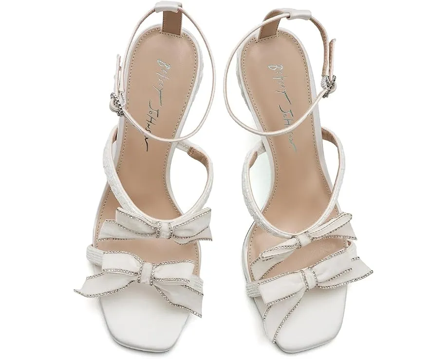 Туфли Sammy от Blue by Betsey Johnson с жемчужными деталями на каблуке