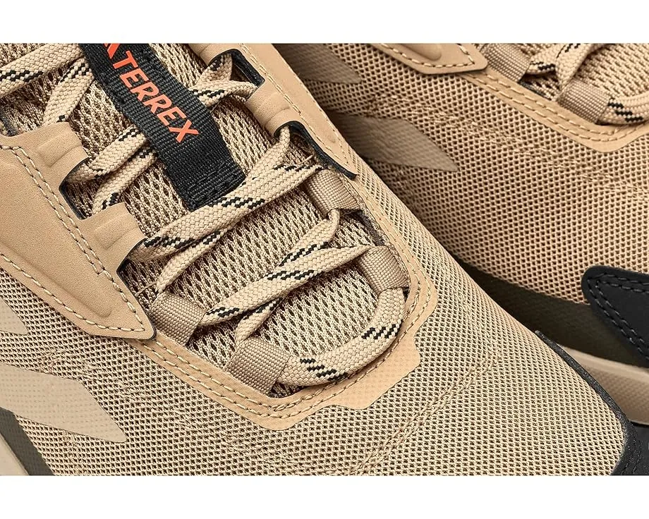 Трекинговые кроссовки Adidas Terrex Anylander с подошвой Traxion и усиленным мыском
