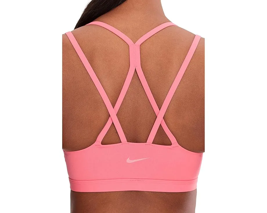 Спортивный бюстгальтер Nike Dri-FIT Zenvy с легкой поддержкой и поролоновыми чашками