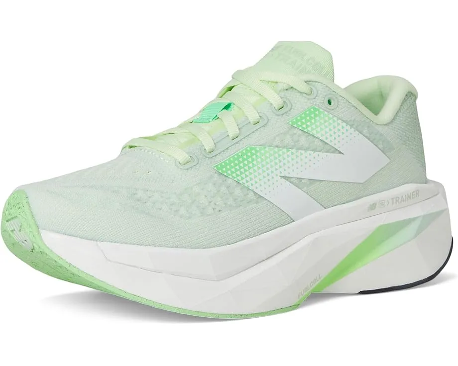 Беговые кроссовки New Balance FuelCell SuperComp Trainer v3 с карбоновой пластиной