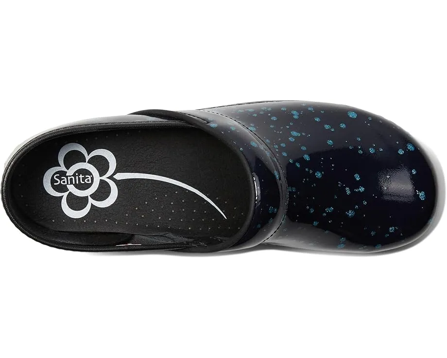 Клоги Misfit с водонепроницаемым верхом и закрытой спинкой Sanita