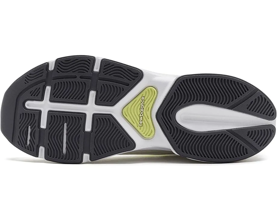 Беговые кроссовки New Balance Catalyst с технологией DynaSoft и резиновыми вставками