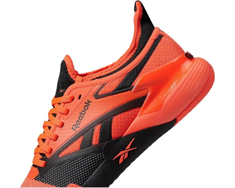 Кроссовки Reebok Nano Court с технологией Flexweave и подошвой MegaGrip