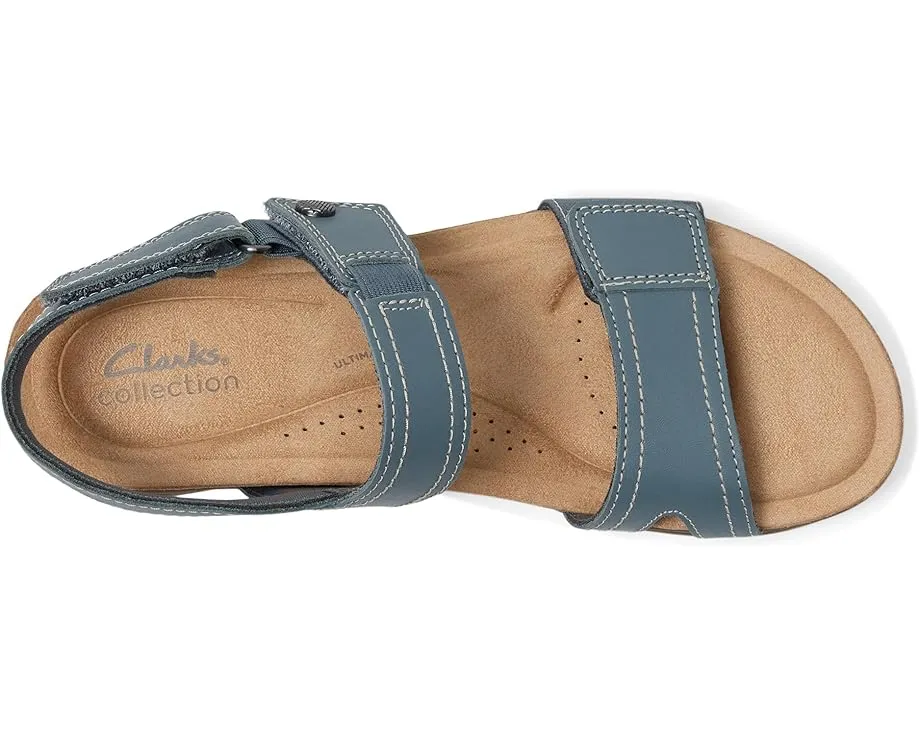 Кожаные сандалии Clarks April Clover на ремешке с пробковой стелькой