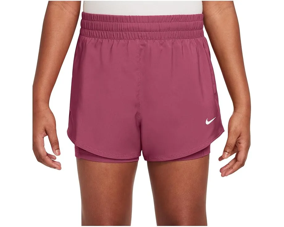 Детские шорты Nike Dri-FIT One 2-in-1 с внутренним слоем 3 дюйма (7.62 см)