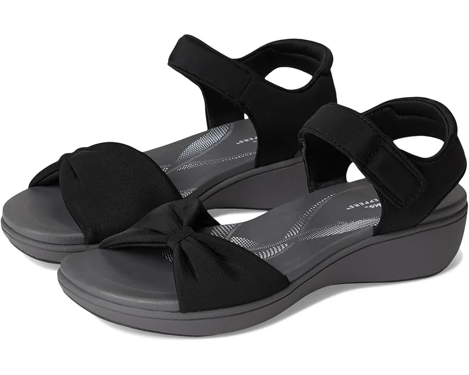 Сандалии Clarks Breeze Rae Sara из мягкого нубука на платформе