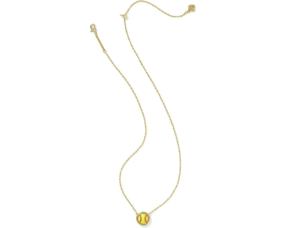 Короткое колье Kendra Scott с подвеской в виде мяча для софтбола