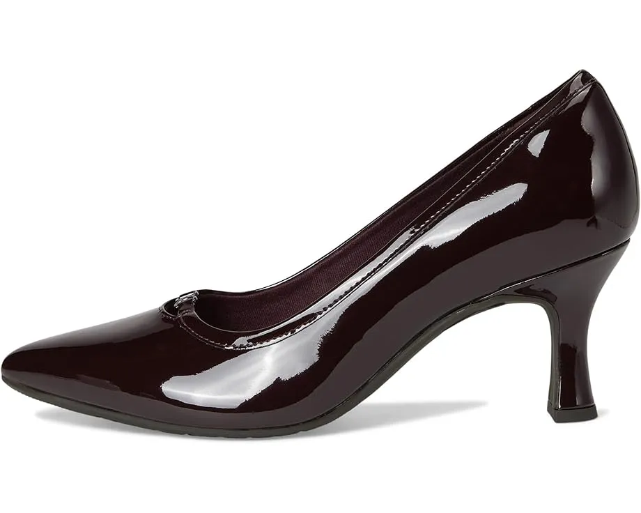 Туфли-лодочки Clarks Kataleyna West с острым носом и пеной Ultimate Comfort