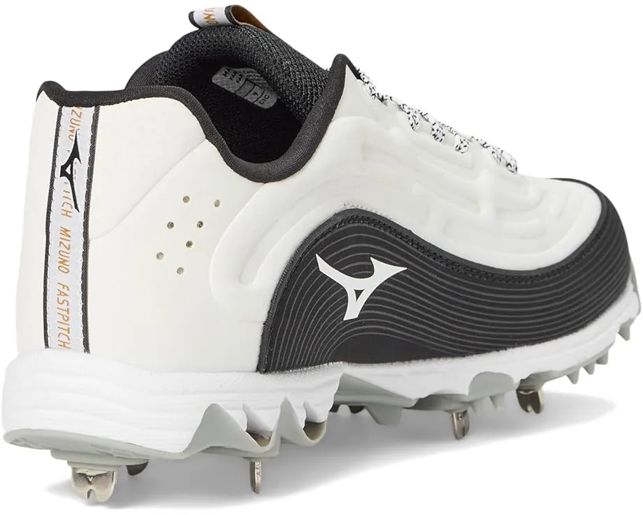 Бейсбольные бутсы Mizuno 9-Spike Swift 8 Low Metal с усиленной амортизацией