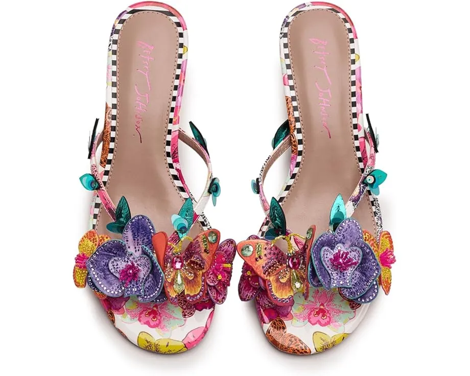 Босоножки Blue by Betsey Johnson Beatriz на низком каблуке с цветами и бабочками