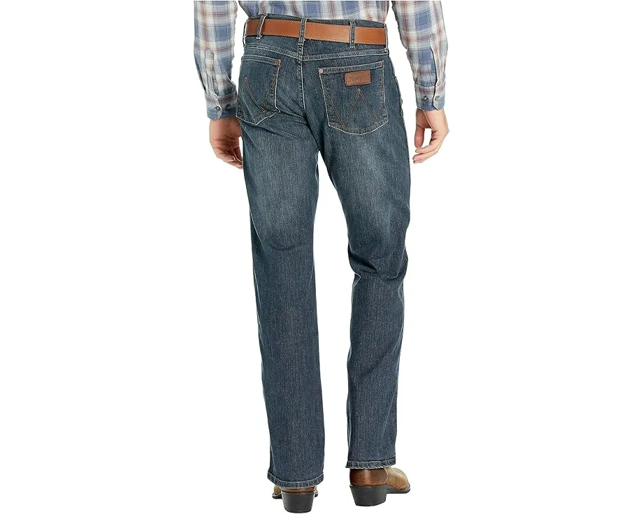 Джинсы Wrangler Retro Relaxed Boot Jeans темные потертые