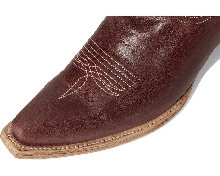 Ботинки Corral L6234 с вышивкой и зауженным носком