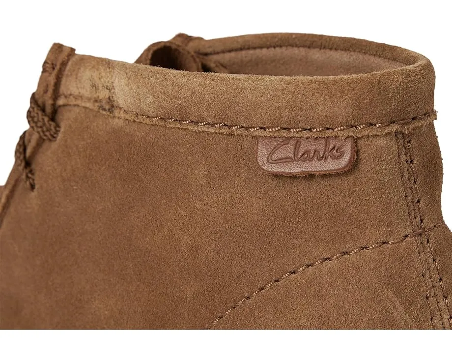 Ботинки Clarks Wallaston из замши с комфортной стелькой и подошвой крепового эффекта